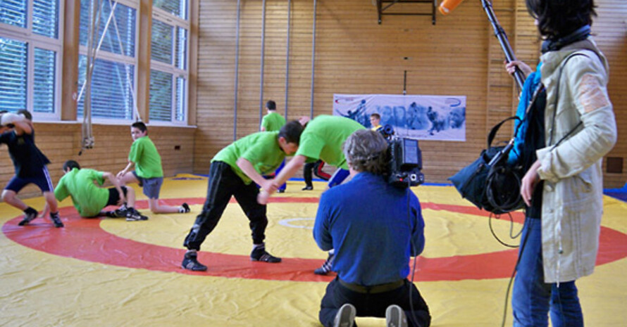 Sport und Bildung sind die Inhalte des Projektes "Lernen und Ringen für Integration" vom KV '95 Stuttgart