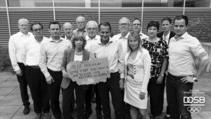 Das Präsidium und der Vorstand des DOSB gehen mit gutem Beispiel voran: Sportdeutschland wird sich aktiv an der Kampagne "Recht auf Menschenrecht" beteiligen. Foto: DOSB