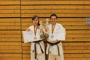 Europameisterin Helena Seel und Vizemeisterin Andrea Schmidt vom Gastgeberverein SWK in Schweinfurt